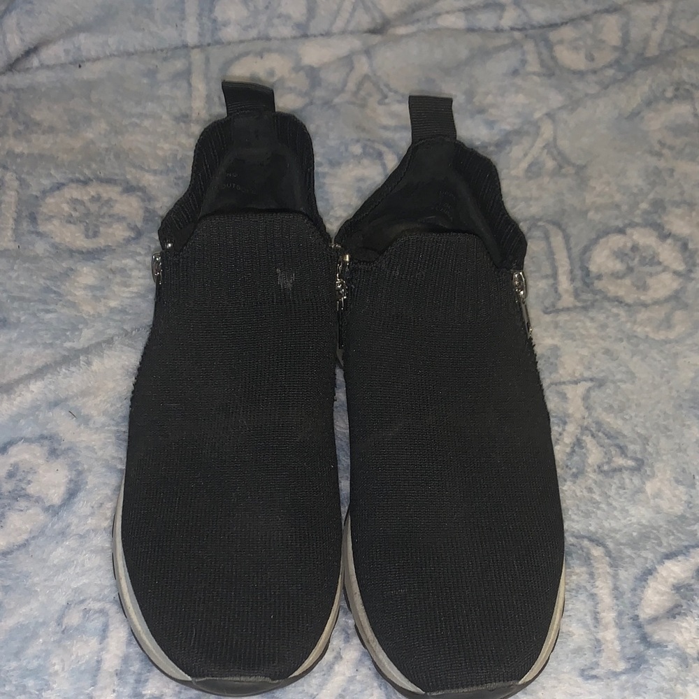 Steve Madden Black Slip-On Sneakers - Picture 1 of 6